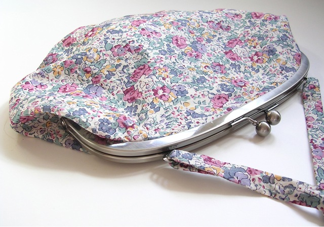 [le sac des filles 2[5].jpg]